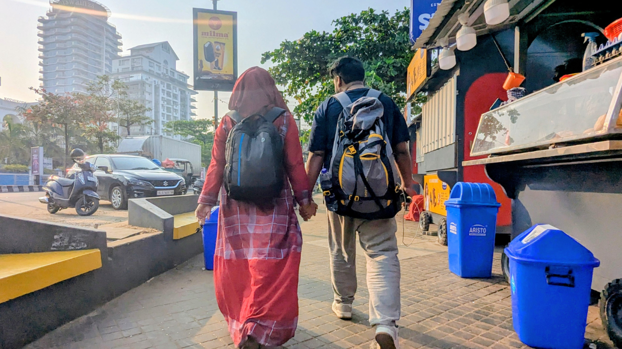Traveling couple